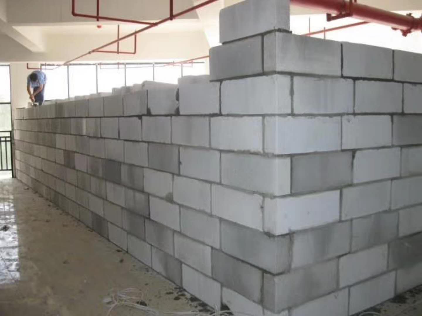 霍州蒸压加气混凝土砌块承重墙静力和抗震性能的研究